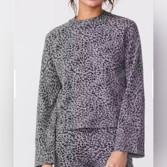 Monrow Leopard Mock Neck Cotton Cashmere Blend Black Grey xs & S NWT - Picture 1 of 6